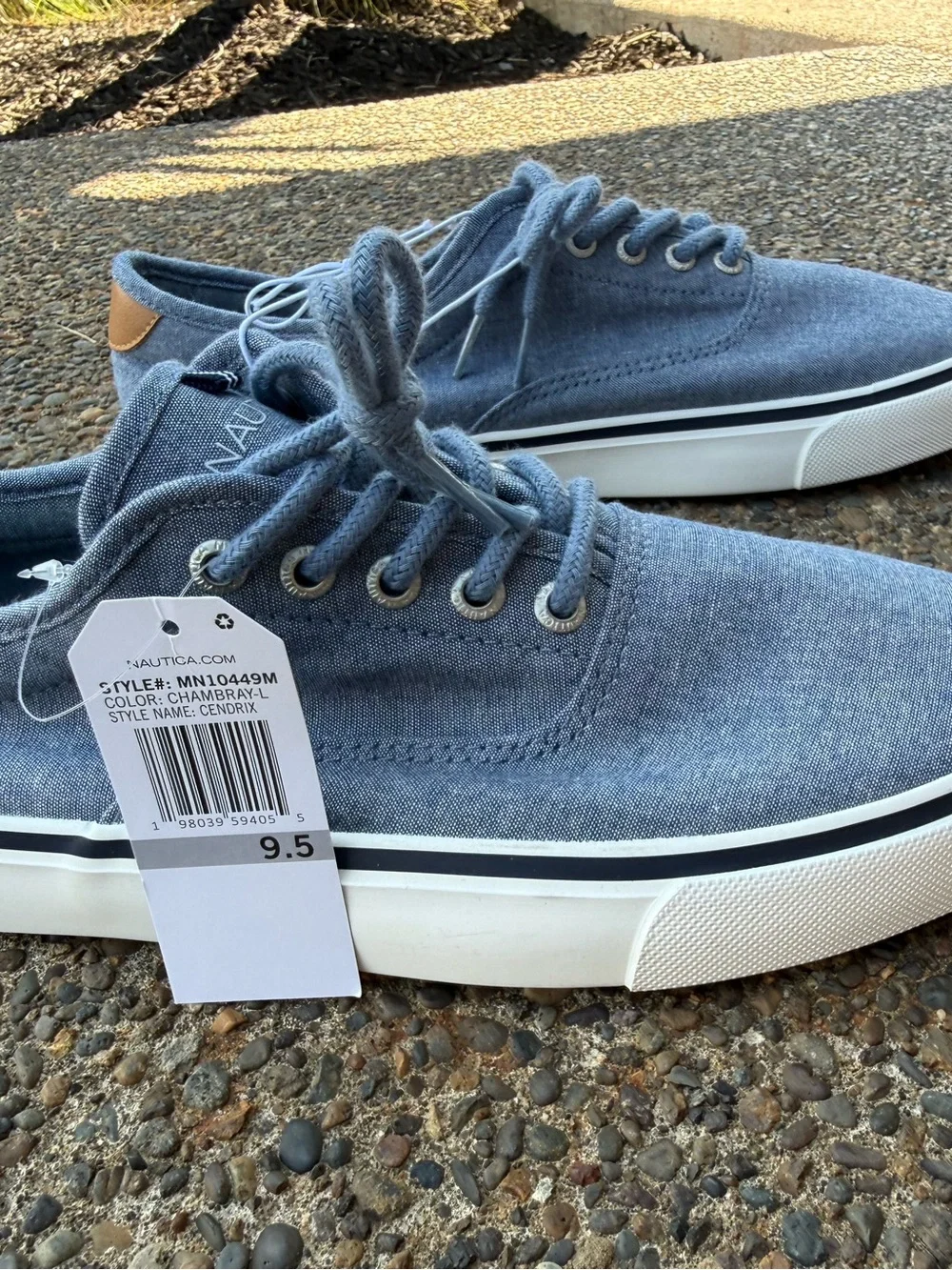 Nautica Men's Light Blue Canvas Low-Top Sneakers